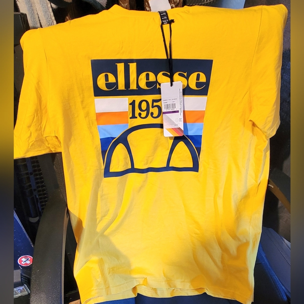NWT Mens Ellesse XXL Yellow Tee shirt